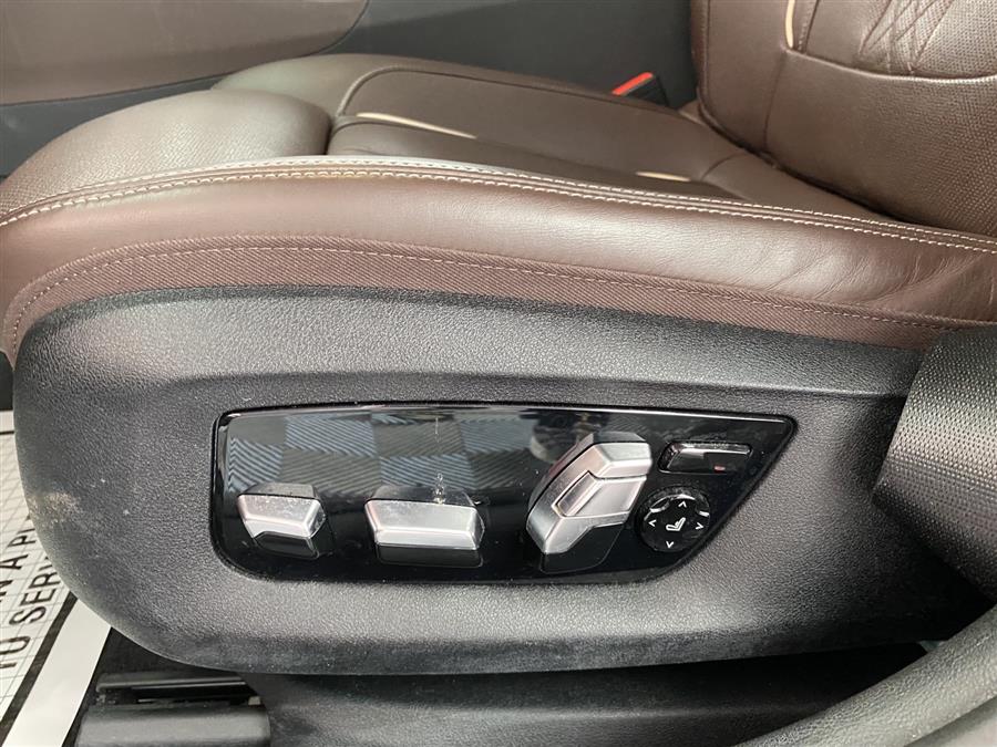 Used BMW 5 Series M550i xDrive 2019 | Queens Auto Mall. Richmond Hill, New York Used BMW 5 Series M550i xDrive 2019 | Queens Auto Mall. Richmond Hill, New York