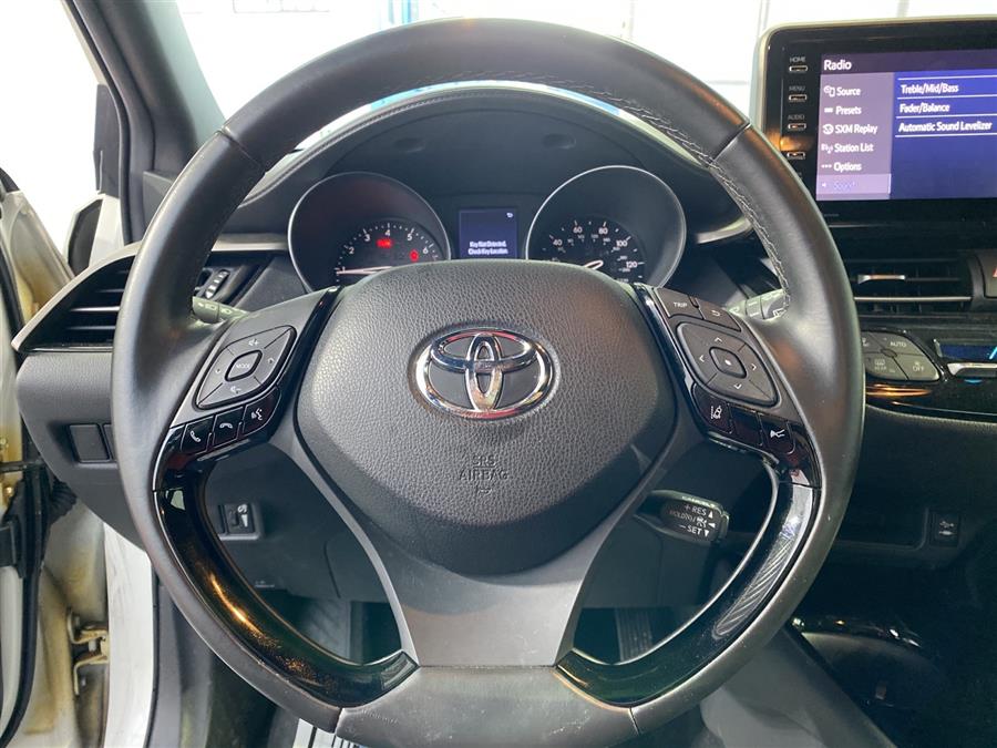 Used Toyota C-hr XLE 2019 | Queens Auto Mall. Richmond Hill, New York Used Toyota C-hr XLE 2019 | Queens Auto Mall. Richmond Hill, New York