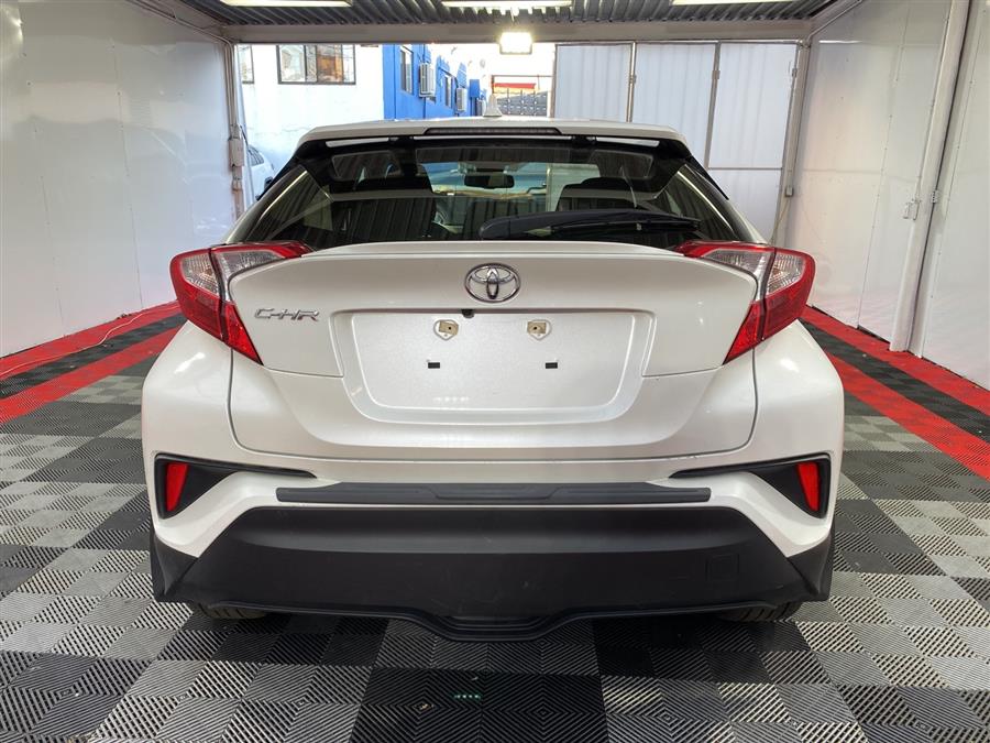 Used Toyota C-hr XLE 2019 | Queens Auto Mall. Richmond Hill, New York Used Toyota C-hr XLE 2019 | Queens Auto Mall. Richmond Hill, New York