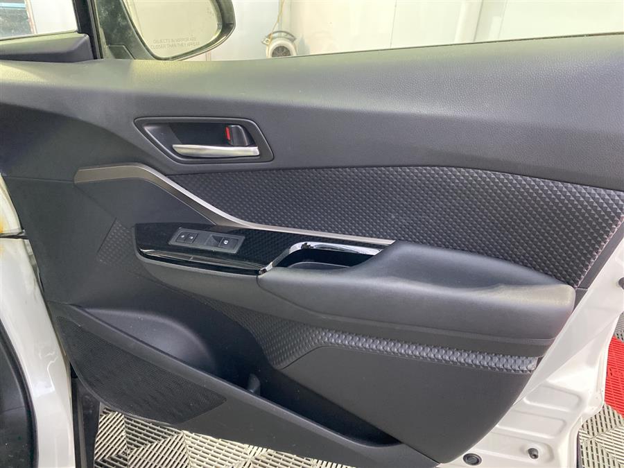 Used Toyota C-hr XLE 2019 | Queens Auto Mall. Richmond Hill, New York Used Toyota C-hr XLE 2019 | Queens Auto Mall. Richmond Hill, New York