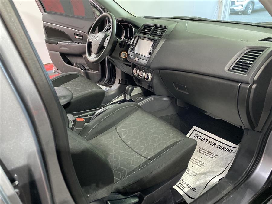 Used Mitsubishi Outlander Sport 2.0 ES 2020 | Queens Auto Mall. Richmond Hill, New York Used Mitsubishi Outlander Sport 2.0 ES 2020 | Queens Auto Mall. Richmond Hill, New York