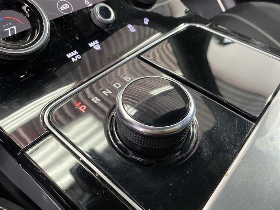 Used Land Rover Range Rover Velar R-Dynamic SE 2019 | Queens Auto Mall. Richmond Hill, New York Used Land Rover Range Rover Velar R-Dynamic SE 2019 | Queens Auto Mall. Richmond Hill, New York