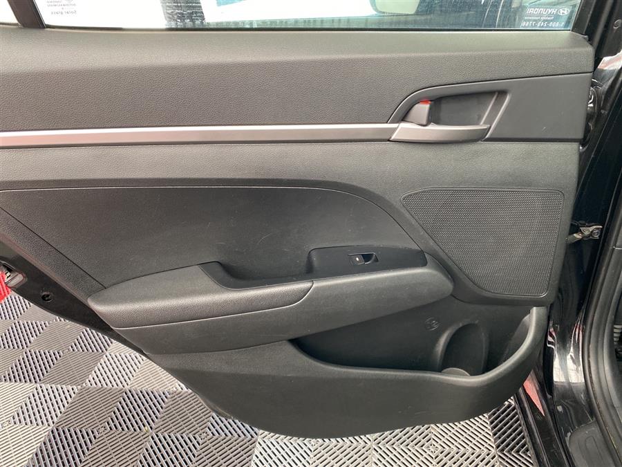 Used Hyundai Elantra SE 2019 | Queens Auto Mall. Richmond Hill, New York Used Hyundai Elantra SE 2019 | Queens Auto Mall. Richmond Hill, New York