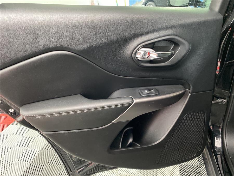 Used Jeep Cherokee Limited 2019 | Queens Auto Mall. Richmond Hill, New York Used Jeep Cherokee Limited 2019 | Queens Auto Mall. Richmond Hill, New York