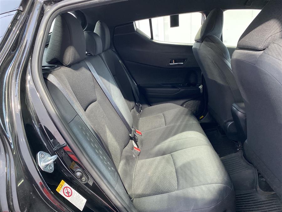 Used Toyota C-hr LE 2019 | Queens Auto Mall. Richmond Hill, New York Used Toyota C-hr LE 2019 | Queens Auto Mall. Richmond Hill, New York