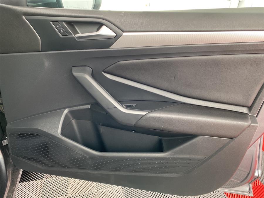 Used Volkswagen Jetta S 2019 | Queens Auto Mall. Richmond Hill, New York Used Volkswagen Jetta S 2019 | Queens Auto Mall. Richmond Hill, New York