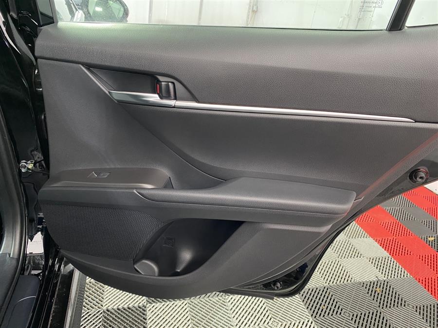 Used Toyota Camry SE 2022 | Queens Auto Mall. Richmond Hill, New York Used Toyota Camry SE 2022 | Queens Auto Mall. Richmond Hill, New York