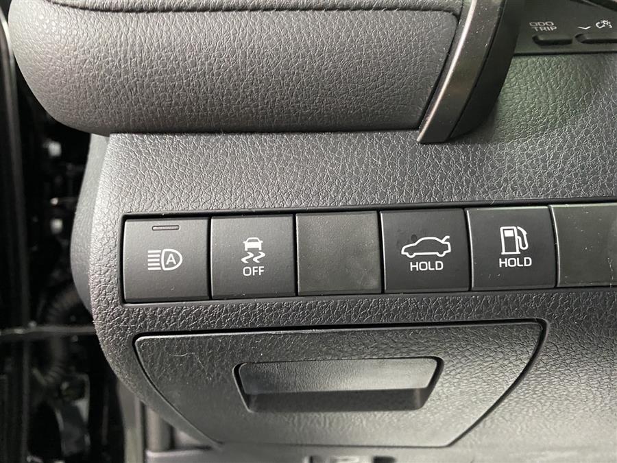 Used Toyota Camry SE 2022 | Queens Auto Mall. Richmond Hill, New York Used Toyota Camry SE 2022 | Queens Auto Mall. Richmond Hill, New York