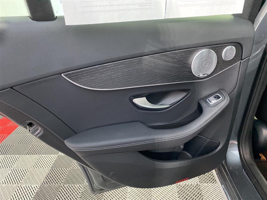 Used Mercedes-benz C-class C 300 2021 | Queens Auto Mall. Richmond Hill, New York Used Mercedes-benz C-class C 300 2021 | Queens Auto Mall. Richmond Hill, New York