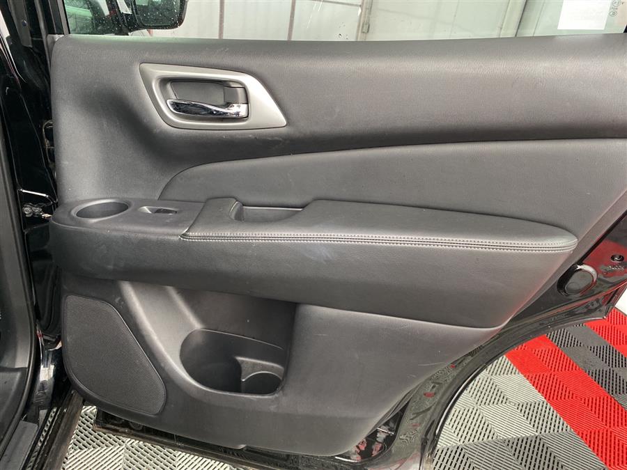 Used Nissan Pathfinder S 2019 | Queens Auto Mall. Richmond Hill, New York Used Nissan Pathfinder S 2019 | Queens Auto Mall. Richmond Hill, New York