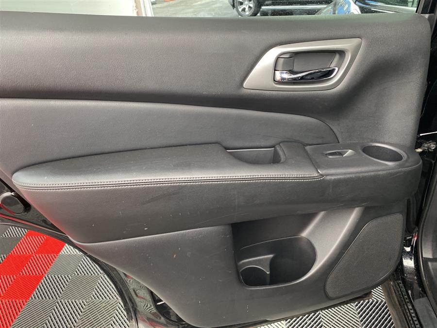 Used Nissan Pathfinder S 2019 | Queens Auto Mall. Richmond Hill, New York Used Nissan Pathfinder S 2019 | Queens Auto Mall. Richmond Hill, New York