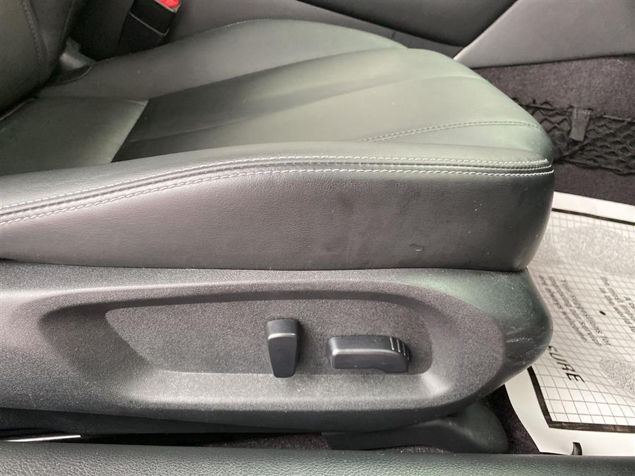 Used Infiniti Q60 3.0t LUXE 2019 | Queens Auto Mall. Richmond Hill, New York Used Infiniti Q60 3.0t LUXE 2019 | Queens Auto Mall. Richmond Hill, New York