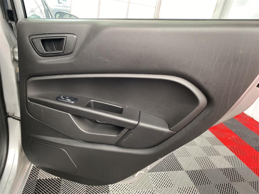 Used Ford Fiesta SE 2019 | Queens Auto Mall. Richmond Hill, New York Used Ford Fiesta SE 2019 | Queens Auto Mall. Richmond Hill, New York