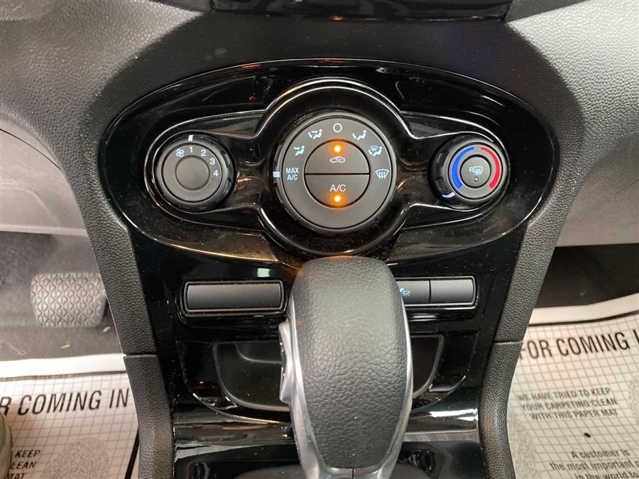 Used Ford Fiesta SE 2019 | Queens Auto Mall. Richmond Hill, New York Used Ford Fiesta SE 2019 | Queens Auto Mall. Richmond Hill, New York