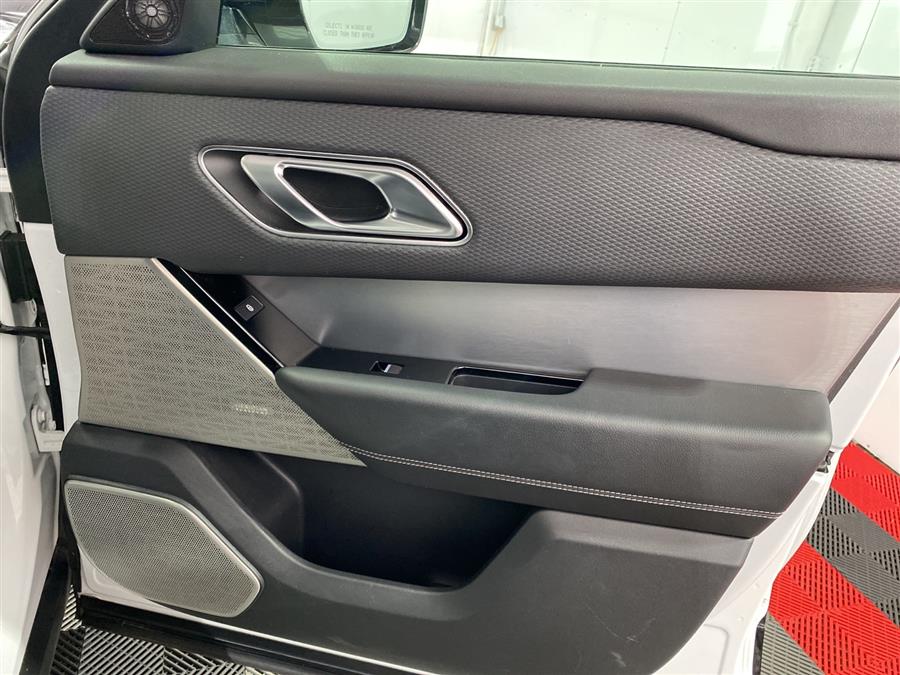 Used Land Rover Range Rover Velar R-Dynamic SE 2019 | Queens Auto Mall. Richmond Hill, New York Used Land Rover Range Rover Velar R-Dynamic SE 2019 | Queens Auto Mall. Richmond Hill, New York
