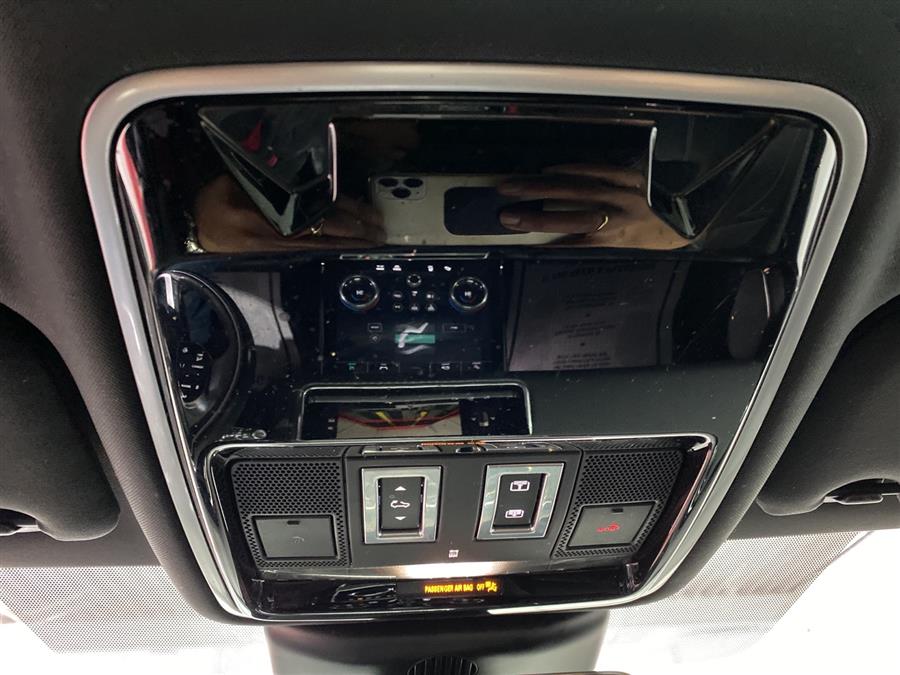 Used Land Rover Range Rover Velar R-Dynamic SE 2019 | Queens Auto Mall. Richmond Hill, New York Used Land Rover Range Rover Velar R-Dynamic SE 2019 | Queens Auto Mall. Richmond Hill, New York