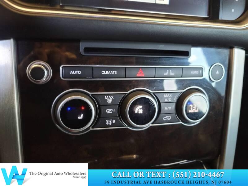Used Land Rover Range Rover 4WD 4dr Supercharged 2016 | AW Auto & Truck Wholesalers, Inc. Hasbrouck Heights, New Jersey Used Land Rover Range Rover 4WD 4dr Supercharged 2016 | AW Auto & Truck Wholesalers, Inc. Hasbrouck Heights, New Jersey