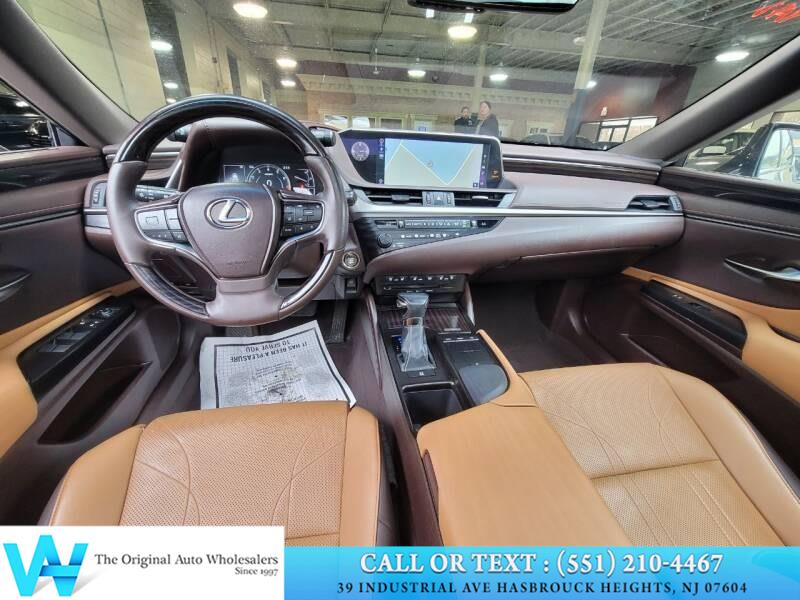 2019 Lexus ES ES 350 Luxury FWD, available for sale in Lodi, New Jersey | AW Auto & Truck Wholesalers, Inc. Lodi, New Jersey 2019 Lexus ES ES 350 Luxury FWD, available for sale in Lodi, New Jersey | AW Auto & Truck Wholesalers, Inc. Lodi, New Jersey