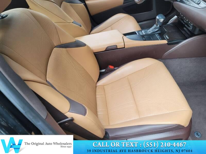 2019 Lexus ES ES 350 Luxury FWD, available for sale in Lodi, New Jersey | AW Auto & Truck Wholesalers, Inc. Lodi, New Jersey 2019 Lexus ES ES 350 Luxury FWD, available for sale in Lodi, New Jersey | AW Auto & Truck Wholesalers, Inc. Lodi, New Jersey