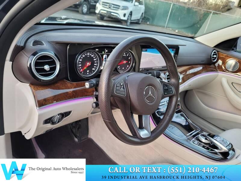 Used Mercedes-Benz E-Class E 300 Luxury 4MATIC Sedan 2017 | AW Auto & Truck Wholesalers, Inc. Hasbrouck Heights, New Jersey Used Mercedes-Benz E-Class E 300 Luxury 4MATIC Sedan 2017 | AW Auto & Truck Wholesalers, Inc. Hasbrouck Heights, New Jersey