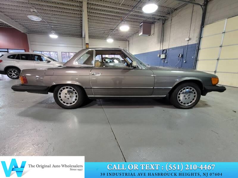 1981 Mercedes-Benz 380 Series 2dr Roadster 380SL, available for sale in Lodi, New Jersey | AW Auto & Truck Wholesalers, Inc. Lodi, New Jersey 1981 Mercedes-Benz 380 Series 2dr Roadster 380SL, available for sale in Lodi, New Jersey | AW Auto & Truck Wholesalers, Inc. Lodi, New Jersey