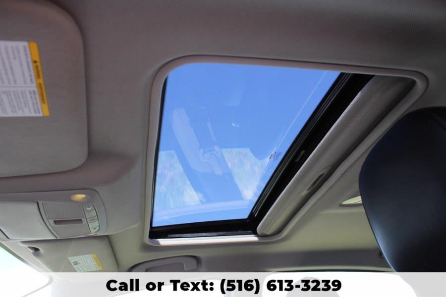 2019 Nissan Sentra SL, available for sale in Great Neck, New York | Great Neck Car Buyers & Sellers. Great Neck, New York 2019 Nissan Sentra SL, available for sale in Great Neck, New York | Great Neck Car Buyers & Sellers. Great Neck, New York