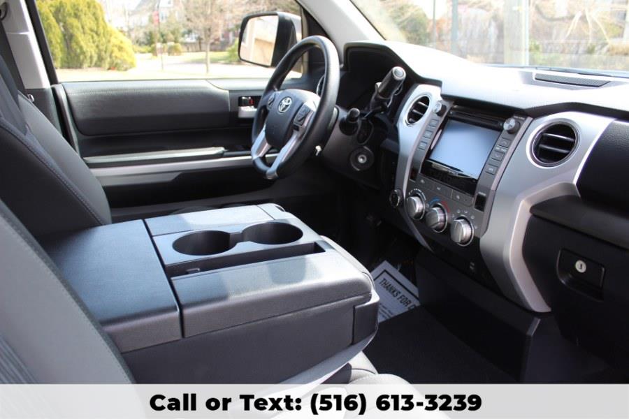 2017 Toyota Tundra 4WD SR5 Double Cab 6.5'' Bed 5.7L, available for sale in Great Neck, New York | Great Neck Car Buyers & Sellers. Great Neck, New York 2017 Toyota Tundra 4WD SR5 Double Cab 6.5'' Bed 5.7L, available for sale in Great Neck, New York | Great Neck Car Buyers & Sellers. Great Neck, New York