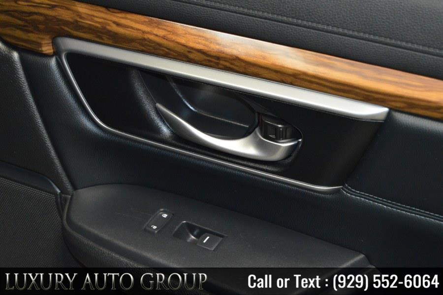 2017 Honda CR-V EX-L AWD, available for sale in Bronx, New York | Luxury Auto Group. Bronx, New York 2017 Honda CR-V EX-L AWD, available for sale in Bronx, New York | Luxury Auto Group. Bronx, New York