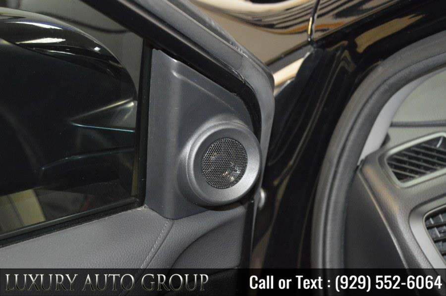 2017 Honda CR-V EX-L AWD, available for sale in Bronx, New York | Luxury Auto Group. Bronx, New York 2017 Honda CR-V EX-L AWD, available for sale in Bronx, New York | Luxury Auto Group. Bronx, New York