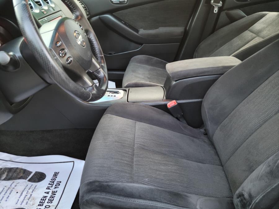 Used Nissan Altima 4dr Sdn I4 CVT 2.5 S 2011 | Cos Central Auto. Meriden, Connecticut Used Nissan Altima 4dr Sdn I4 CVT 2.5 S 2011 | Cos Central Auto. Meriden, Connecticut