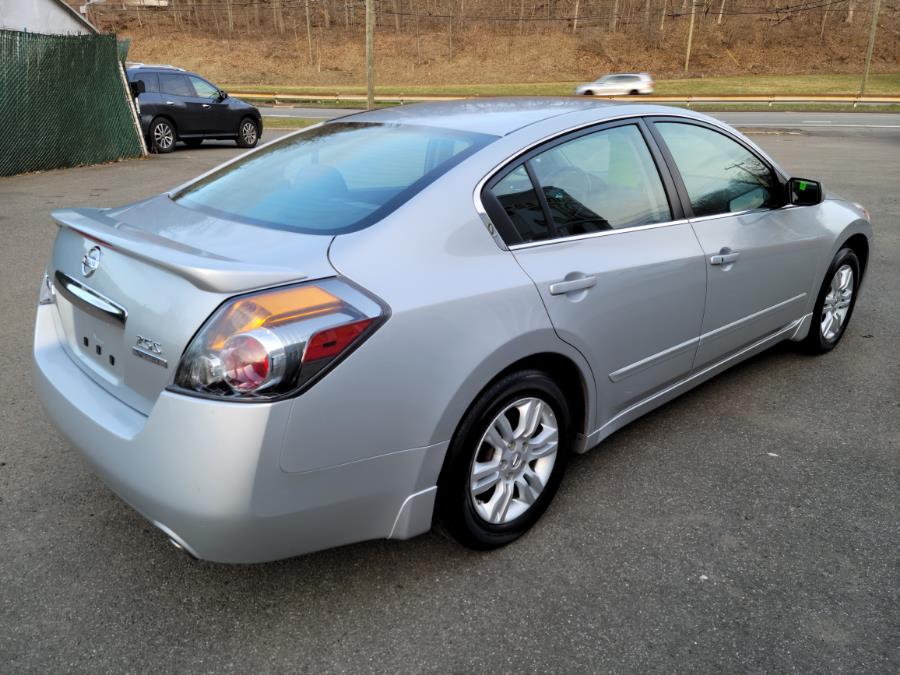 Used Nissan Altima 4dr Sdn I4 CVT 2.5 S 2011 | Cos Central Auto. Meriden, Connecticut Used Nissan Altima 4dr Sdn I4 CVT 2.5 S 2011 | Cos Central Auto. Meriden, Connecticut