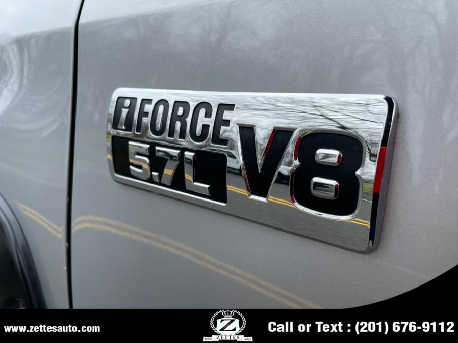 2017 Toyota Tundra 4WD Limited CrewMax 5.5'' Bed 5.7L (Natl), available for sale in Jersey City, New Jersey | Zettes Auto Mall. Jersey City, New Jersey 2017 Toyota Tundra 4WD Limited CrewMax 5.5'' Bed 5.7L (Natl), available for sale in Jersey City, New Jersey | Zettes Auto Mall. Jersey City, New Jersey