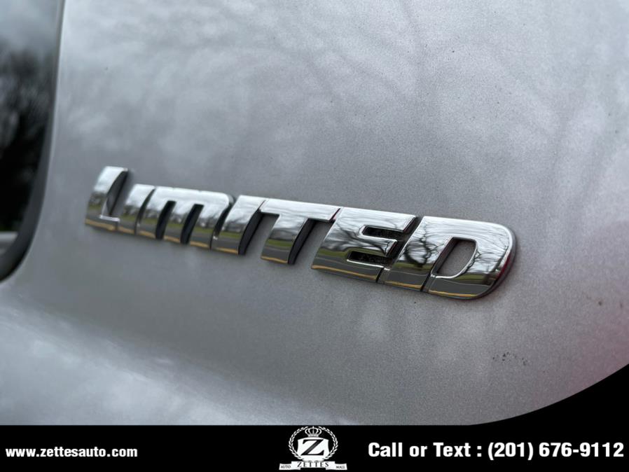 2017 Toyota Tundra 4WD Limited CrewMax 5.5'' Bed 5.7L (Natl), available for sale in Jersey City, New Jersey | Zettes Auto Mall. Jersey City, New Jersey 2017 Toyota Tundra 4WD Limited CrewMax 5.5'' Bed 5.7L (Natl), available for sale in Jersey City, New Jersey | Zettes Auto Mall. Jersey City, New Jersey