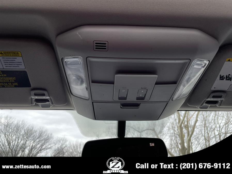 2017 Toyota Tundra 4WD Limited CrewMax 5.5'' Bed 5.7L (Natl), available for sale in Jersey City, New Jersey | Zettes Auto Mall. Jersey City, New Jersey 2017 Toyota Tundra 4WD Limited CrewMax 5.5'' Bed 5.7L (Natl), available for sale in Jersey City, New Jersey | Zettes Auto Mall. Jersey City, New Jersey