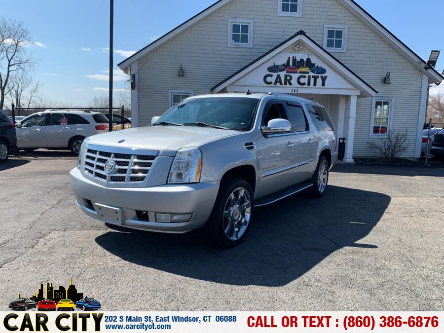 2013 Cadillac Escalade ESV AWD 4dr Luxury, available for sale in East Windsor, Connecticut | Car City LLC. East Windsor, Connecticut