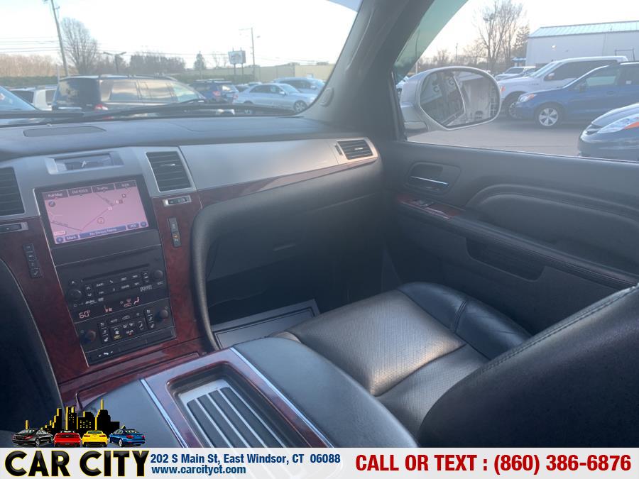 2013 Cadillac Escalade ESV AWD 4dr Luxury, available for sale in East Windsor, Connecticut | Car City LLC. East Windsor, Connecticut 2013 Cadillac Escalade ESV AWD 4dr Luxury, available for sale in East Windsor, Connecticut | Car City LLC. East Windsor, Connecticut