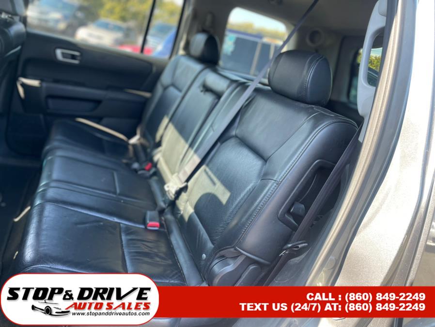 2009 Honda Pilot 4WD 4dr EX-L w/RES, available for sale in East Windsor, Connecticut | Stop & Drive Auto Sales. East Windsor, Connecticut 2009 Honda Pilot 4WD 4dr EX-L w/RES, available for sale in East Windsor, Connecticut | Stop & Drive Auto Sales. East Windsor, Connecticut
