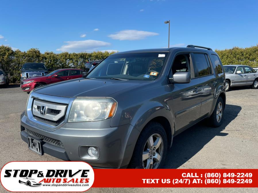 2009 Honda Pilot 4WD 4dr EX-L w/RES, available for sale in East Windsor, Connecticut | Stop & Drive Auto Sales. East Windsor, Connecticut