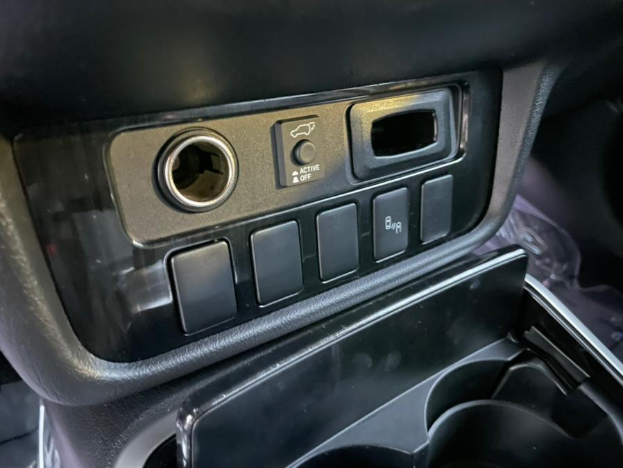 Used Mitsubishi Outlander PHEV SEL S-AWC 2018 | Green Light Auto Wholesale. Daly City, California Used Mitsubishi Outlander PHEV SEL S-AWC 2018 | Green Light Auto Wholesale. Daly City, California