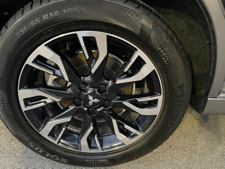 Used Mitsubishi Outlander PHEV SEL S-AWC 2018 | Green Light Auto Wholesale. Daly City, California Used Mitsubishi Outlander PHEV SEL S-AWC 2018 | Green Light Auto Wholesale. Daly City, California