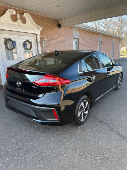 Used Hyundai Ioniq Hybrid SEL Hatchback 2017 | Supreme Automotive. New Britain, Connecticut Used Hyundai Ioniq Hybrid SEL Hatchback 2017 | Supreme Automotive. New Britain, Connecticut
