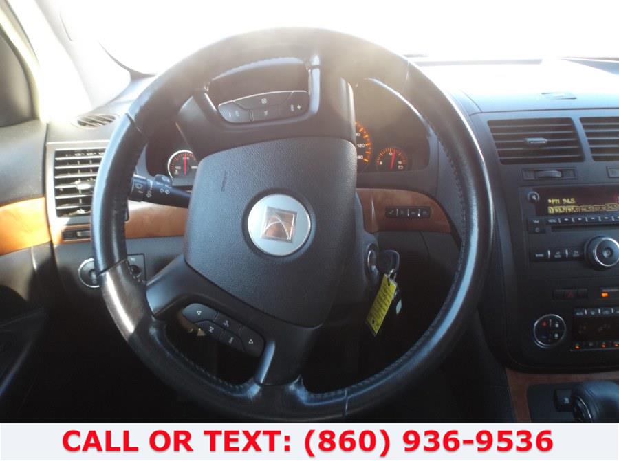 2007 Saturn Outlook AWD 4dr XR, available for sale in Hartford, Connecticut | Lee Motors Sales Inc. Hartford, Connecticut 2007 Saturn Outlook AWD 4dr XR, available for sale in Hartford, Connecticut | Lee Motors Sales Inc. Hartford, Connecticut