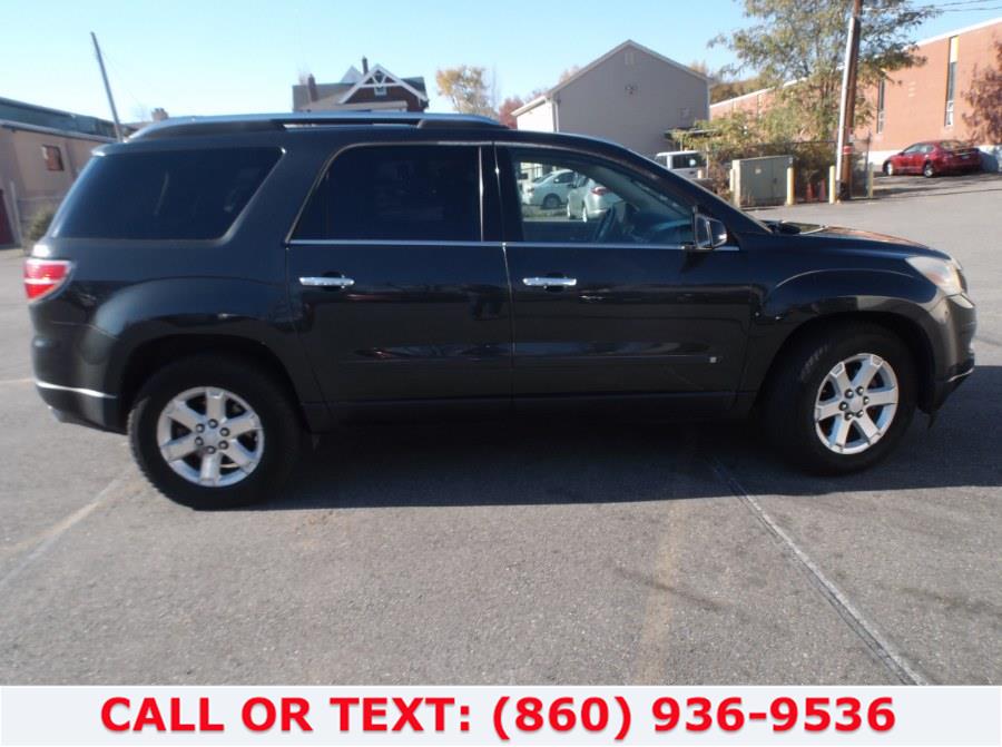 2007 Saturn Outlook AWD 4dr XR, available for sale in Hartford, Connecticut | Lee Motors Sales Inc. Hartford, Connecticut 2007 Saturn Outlook AWD 4dr XR, available for sale in Hartford, Connecticut | Lee Motors Sales Inc. Hartford, Connecticut