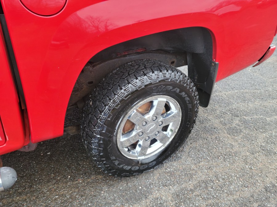 2011 Chevrolet Colorado 4WD Crew Cab 126.0" LT w/1LT, available for sale in East Windsor, Connecticut | Toro Auto. East Windsor, Connecticut 2011 Chevrolet Colorado 4WD Crew Cab 126.0" LT w/1LT, available for sale in East Windsor, Connecticut | Toro Auto. East Windsor, Connecticut