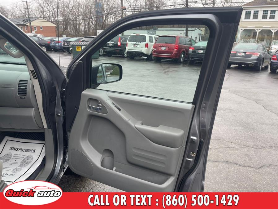 2016 Nissan Frontier 4WD Crew Cab SWB Auto SV, available for sale in Bristol, Connecticut | Quick Auto LLC. Bristol, Connecticut 2016 Nissan Frontier 4WD Crew Cab SWB Auto SV, available for sale in Bristol, Connecticut | Quick Auto LLC. Bristol, Connecticut