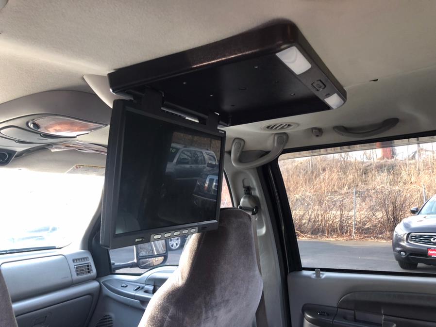 Used Ford Excursion 137" WB 6.0L XLT 4WD 2004 | AutoMax. West Hartford, Connecticut Used Ford Excursion 137" WB 6.0L XLT 4WD 2004 | AutoMax. West Hartford, Connecticut
