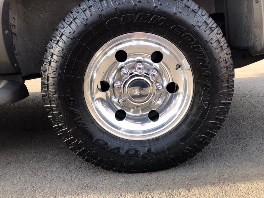 Used Ford Excursion 137" WB 6.0L XLT 4WD 2004 | AutoMax. West Hartford, Connecticut Used Ford Excursion 137" WB 6.0L XLT 4WD 2004 | AutoMax. West Hartford, Connecticut
