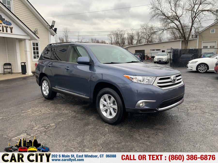 2011 Toyota Highlander 4WD 4dr V6 SE (Natl), available for sale in East Windsor, Connecticut | Car City LLC. East Windsor, Connecticut 2011 Toyota Highlander 4WD 4dr V6 SE (Natl), available for sale in East Windsor, Connecticut | Car City LLC. East Windsor, Connecticut