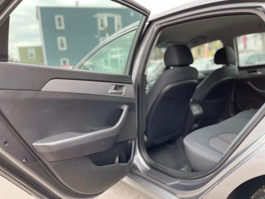 2019 Hyundai Sonata SE 2.4L, available for sale in Irvington , New Jersey | Auto Haus of Irvington Corp. Irvington , New Jersey 2019 Hyundai Sonata SE 2.4L, available for sale in Irvington , New Jersey | Auto Haus of Irvington Corp. Irvington , New Jersey