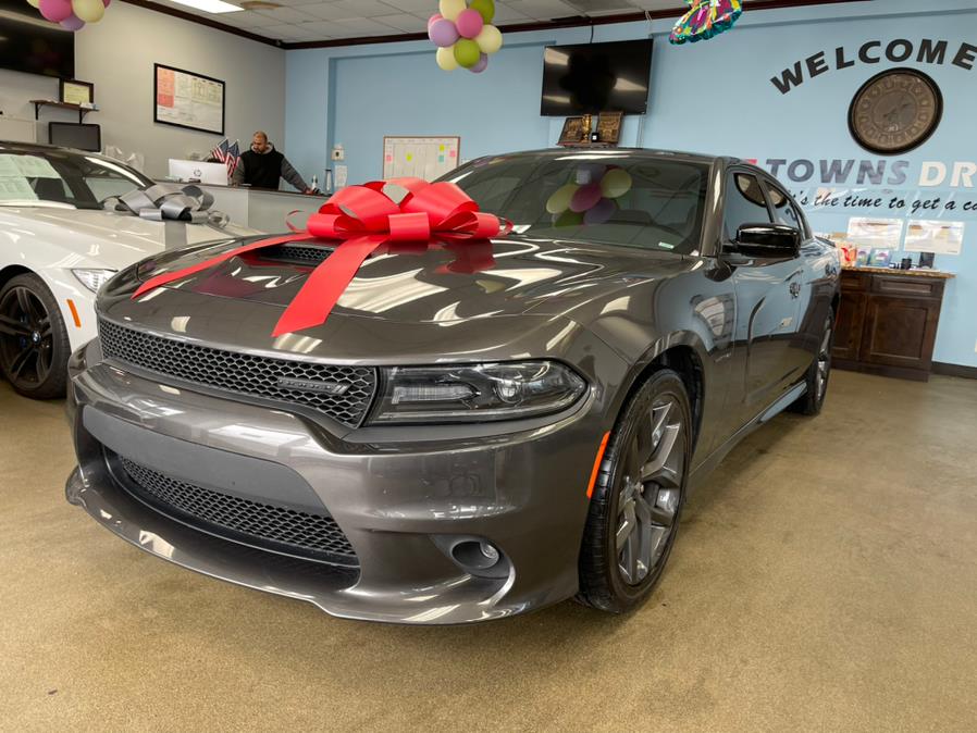 Used Dodge Charger R/T RWD 2020 | 5 Towns Drive. Inwood, New York Used Dodge Charger R/T RWD 2020 | 5 Towns Drive. Inwood, New York